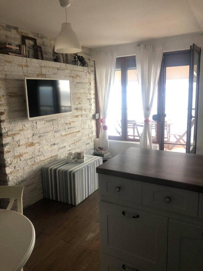 Apartment Nadejda Поморіє Екстер'єр фото